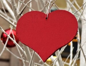 red heart ornament thumbnail