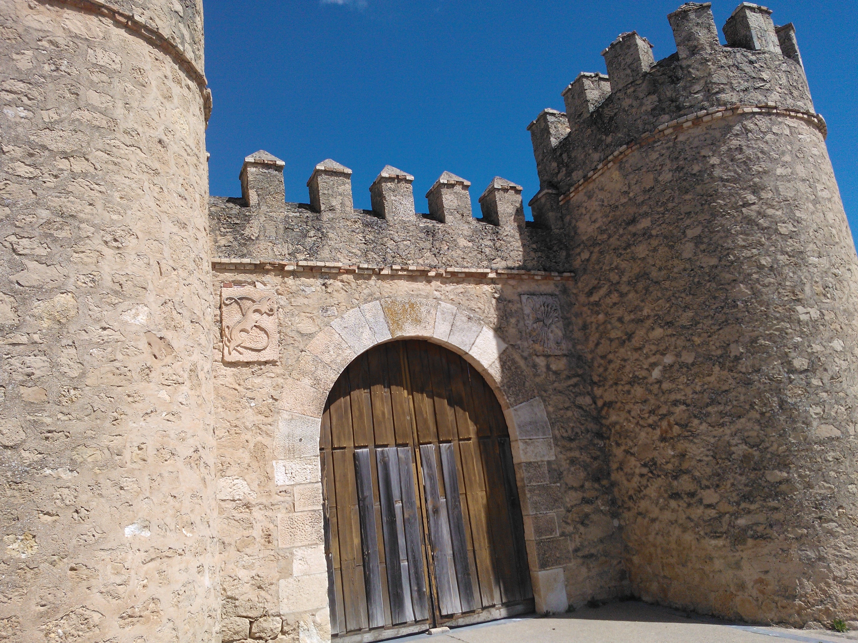 Гянджинская ворота Крепостная стена