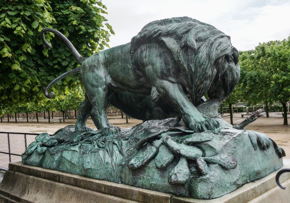 blue lion concrete statue preview