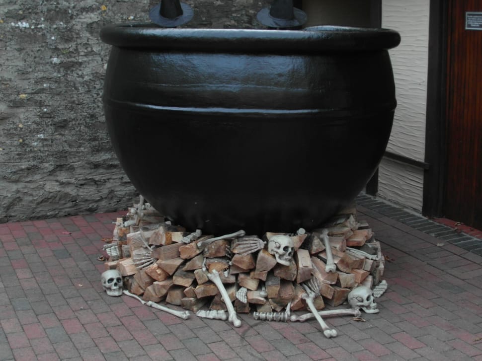 black clay pot preview