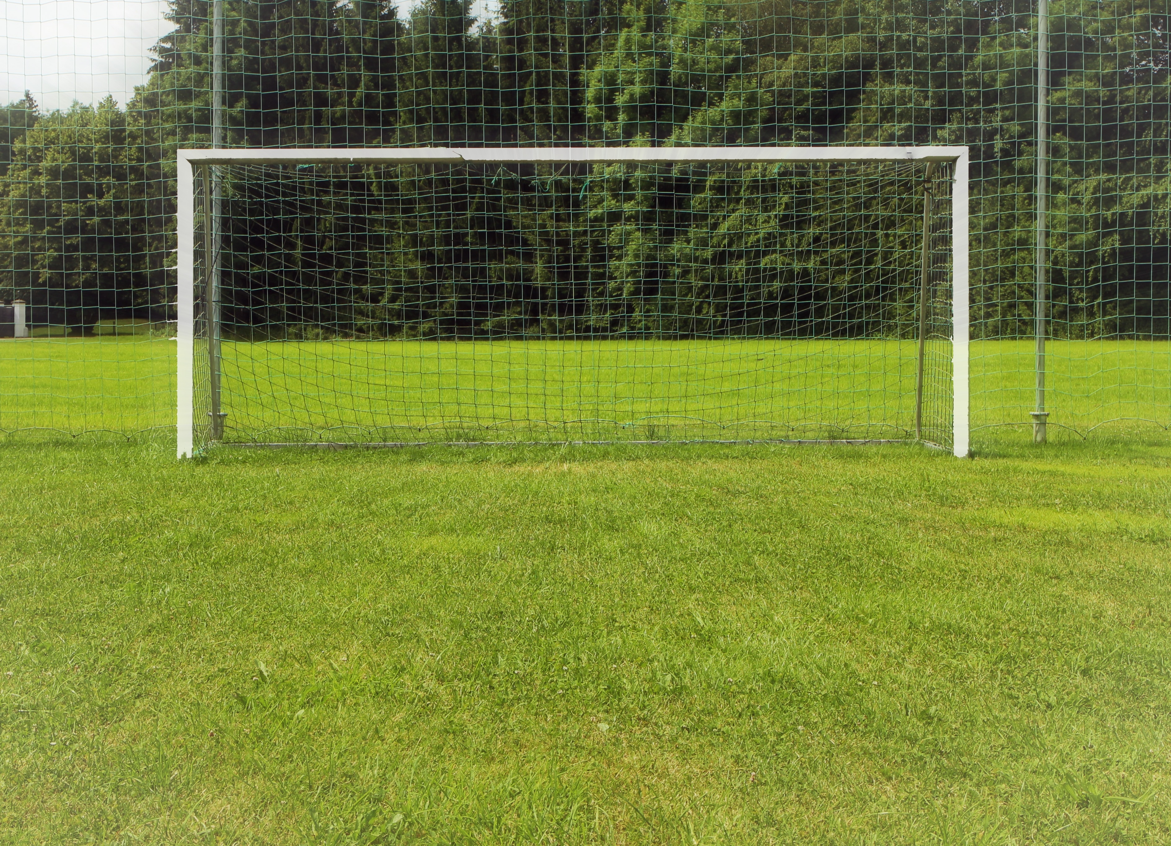 white metal frame soccer goal