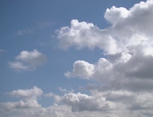 white cloud formation thumbnail