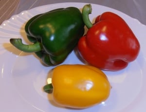 3 bell peppers thumbnail