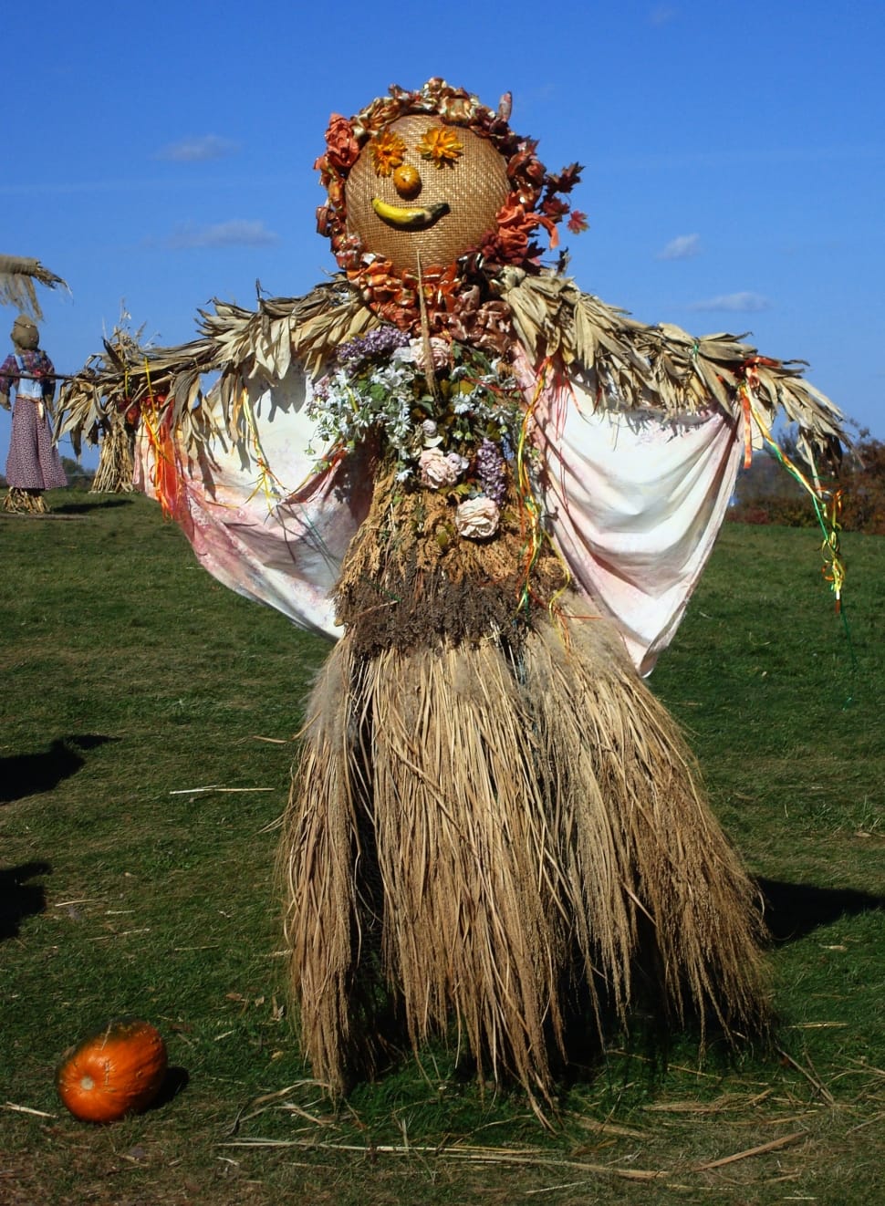 brown and gray scarecrow preview