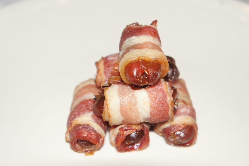 hotdog wrapped with bacon strips preview