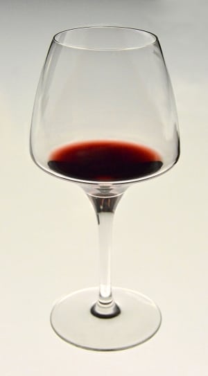 clear long stem wine glass thumbnail