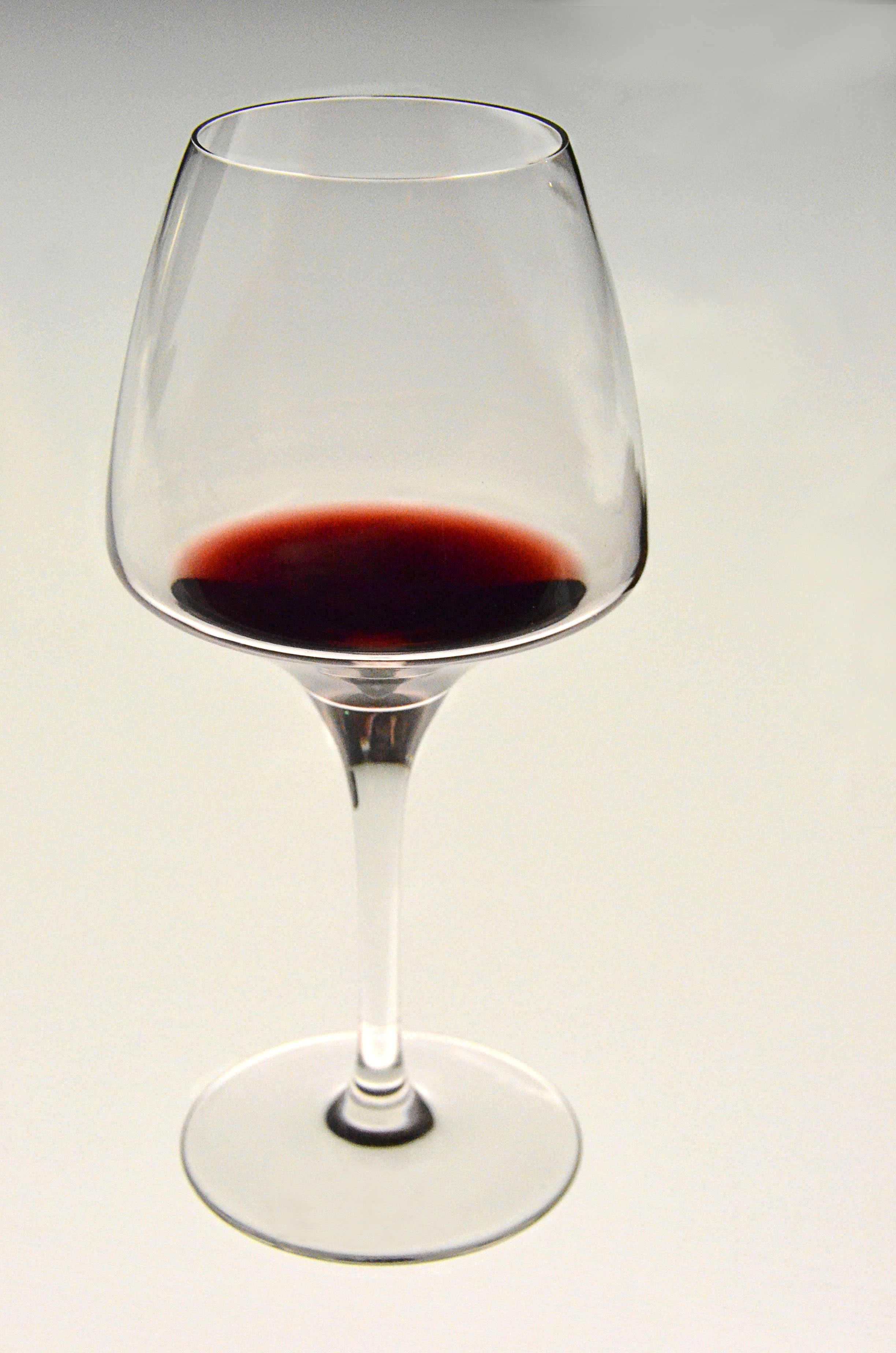 clear long stem wine glass