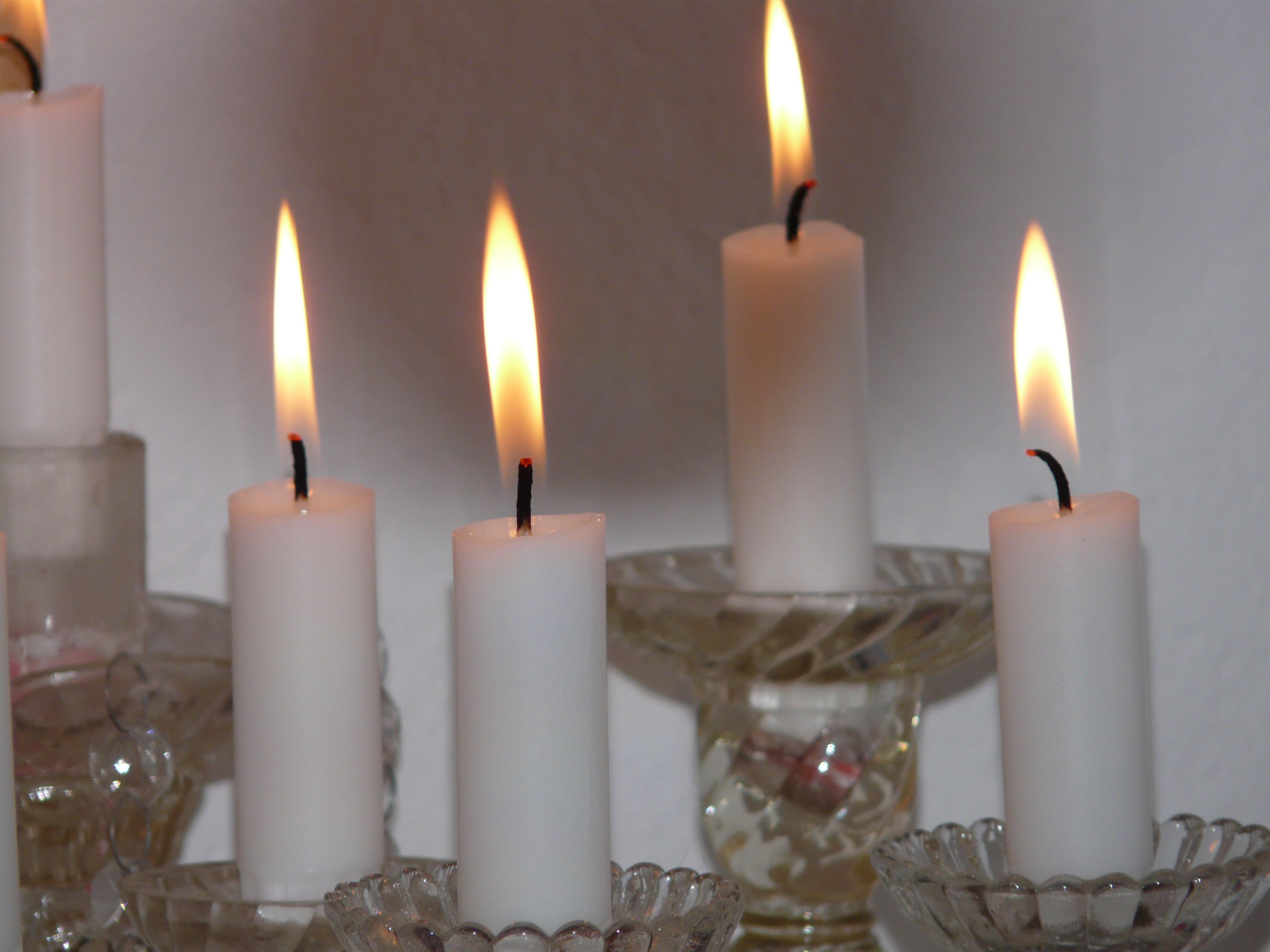 5 pillar candles