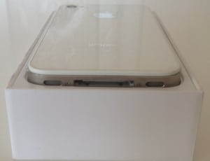 white iphone 4 with box thumbnail
