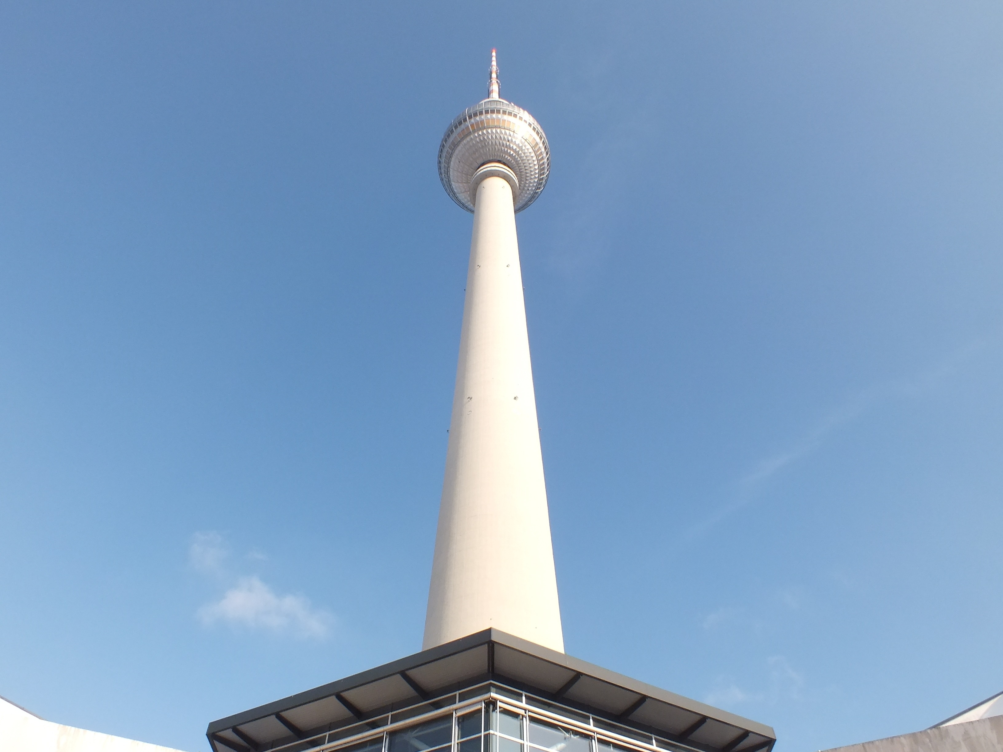 berlin needle tower
