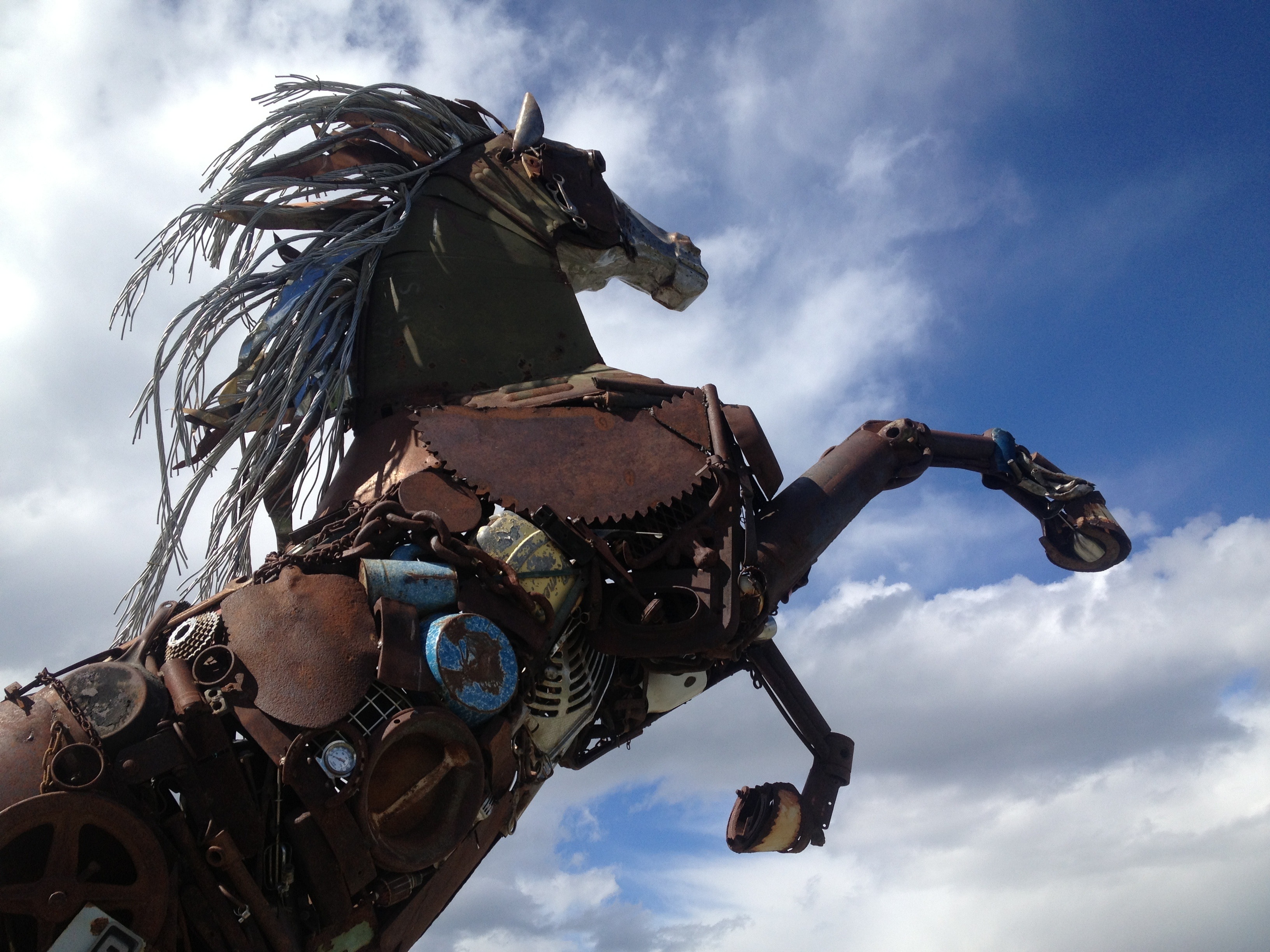 horse metal scrap statue
