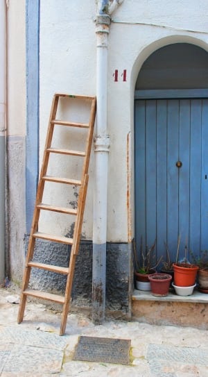 brown wooden extension ladder thumbnail
