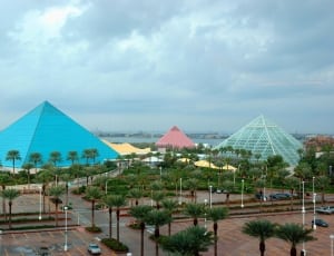 clear glass pyramid landmark thumbnail