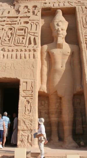 grey egyptian pharaoh statue thumbnail