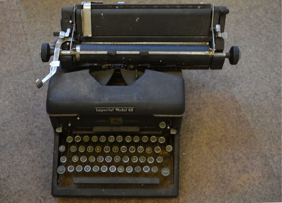 black typewriter preview