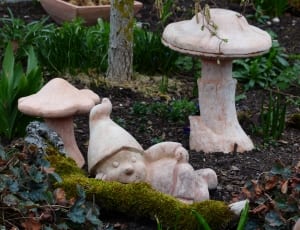 mushroom and gnome concrete figurine thumbnail
