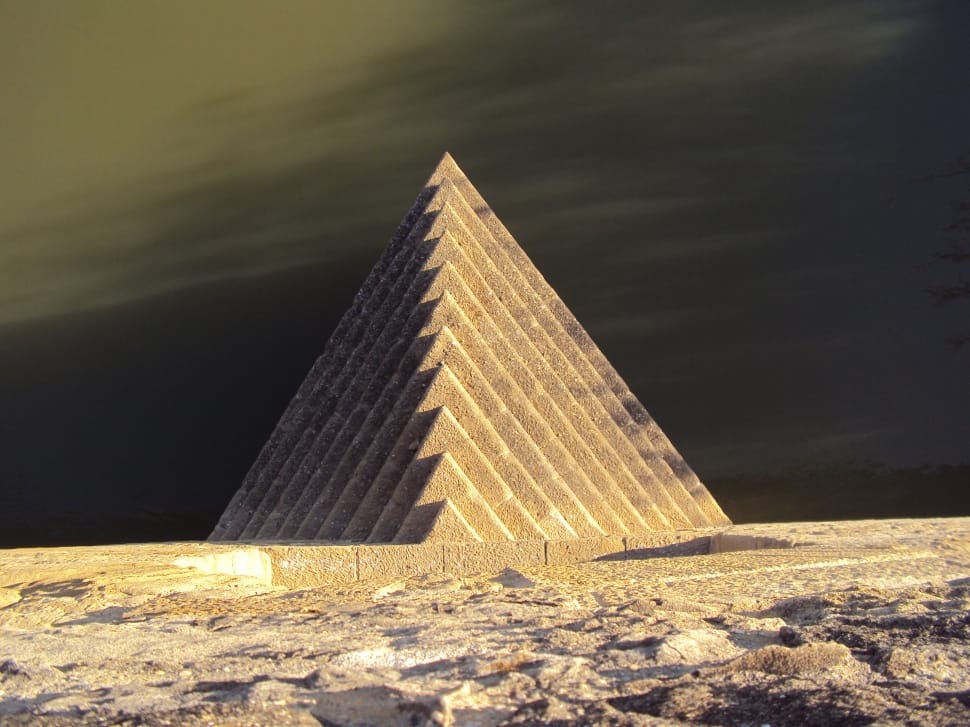 grey concrete pyramid formation free image | Peakpx