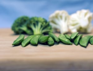 green peas, broccoli and cauliflower thumbnail