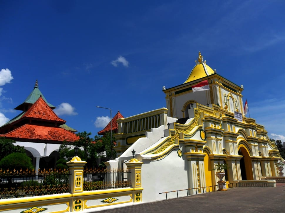 white and yellow temple preview