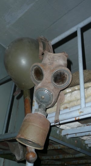 brown gas mask thumbnail