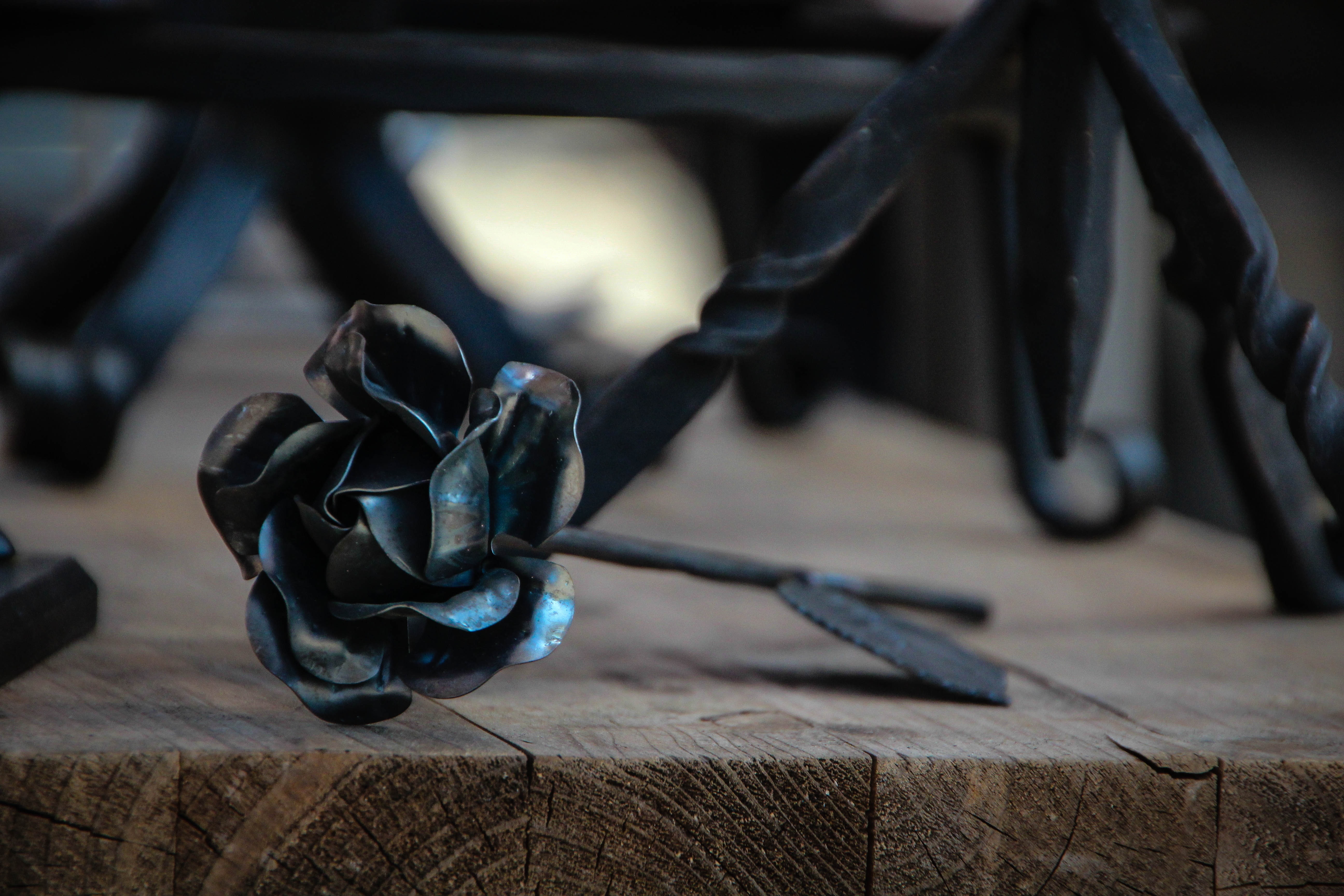 black rose metal decir