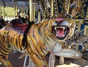 tiger carousel ride thumbnail