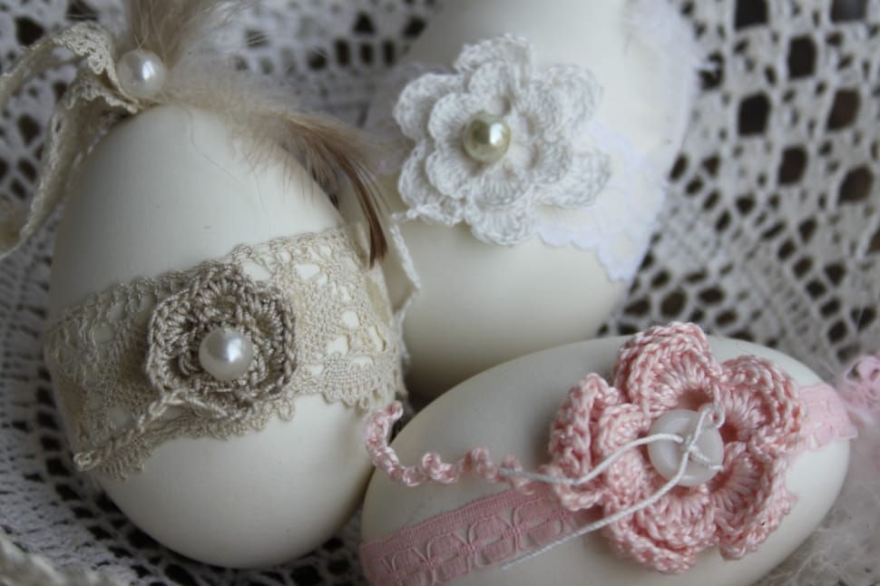 white pink and brown floral knit egg decor preview