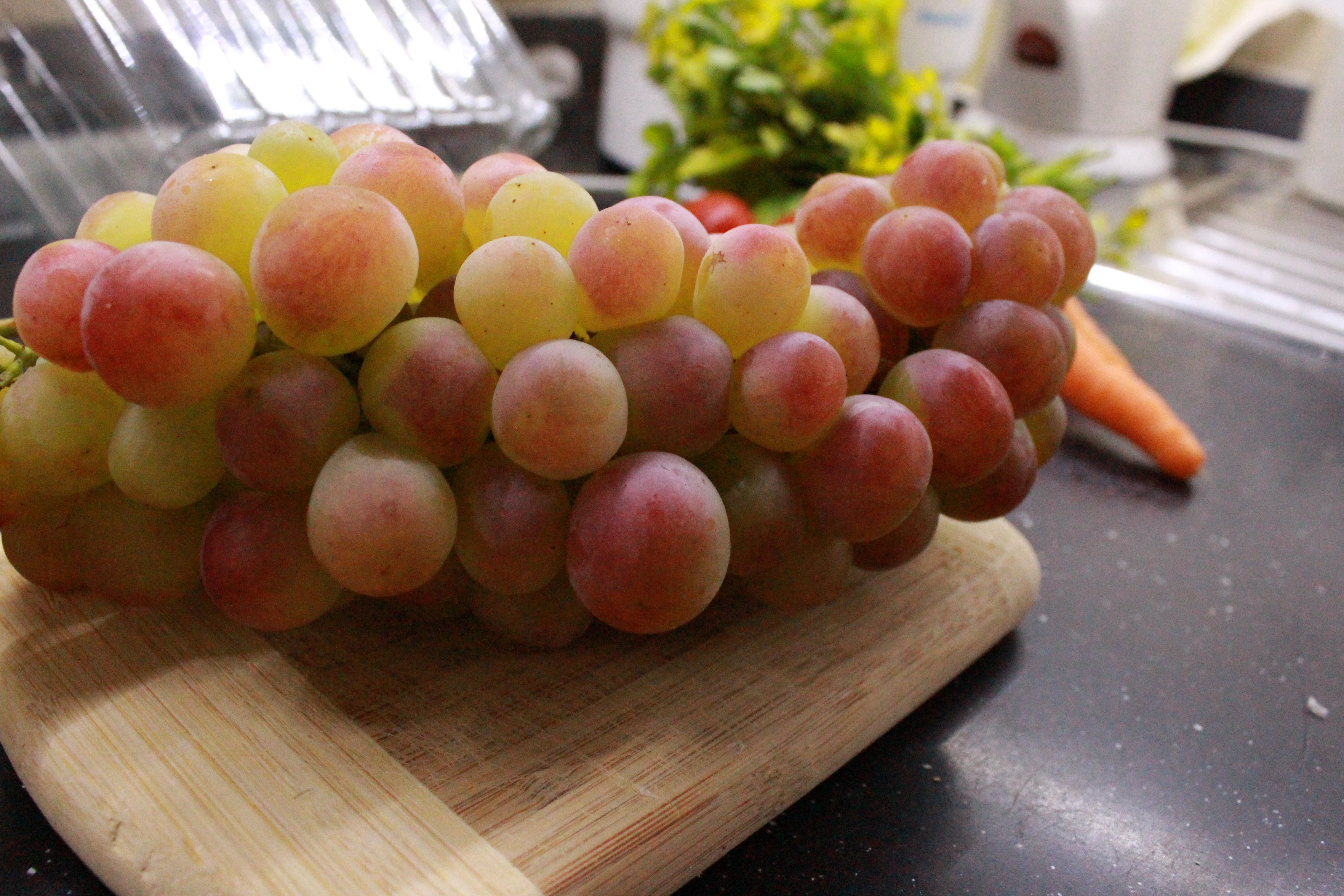 grapes fruits
