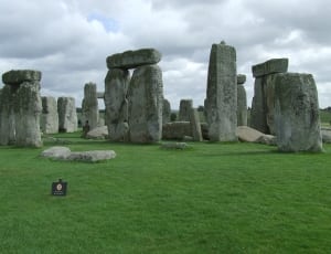 stonehenge thumbnail