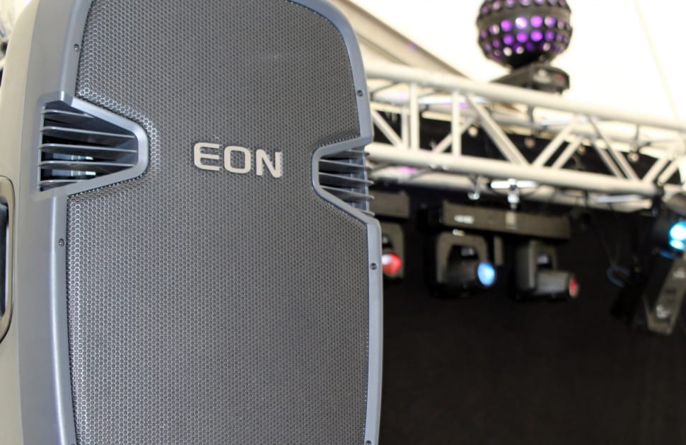 black eon speaker preview