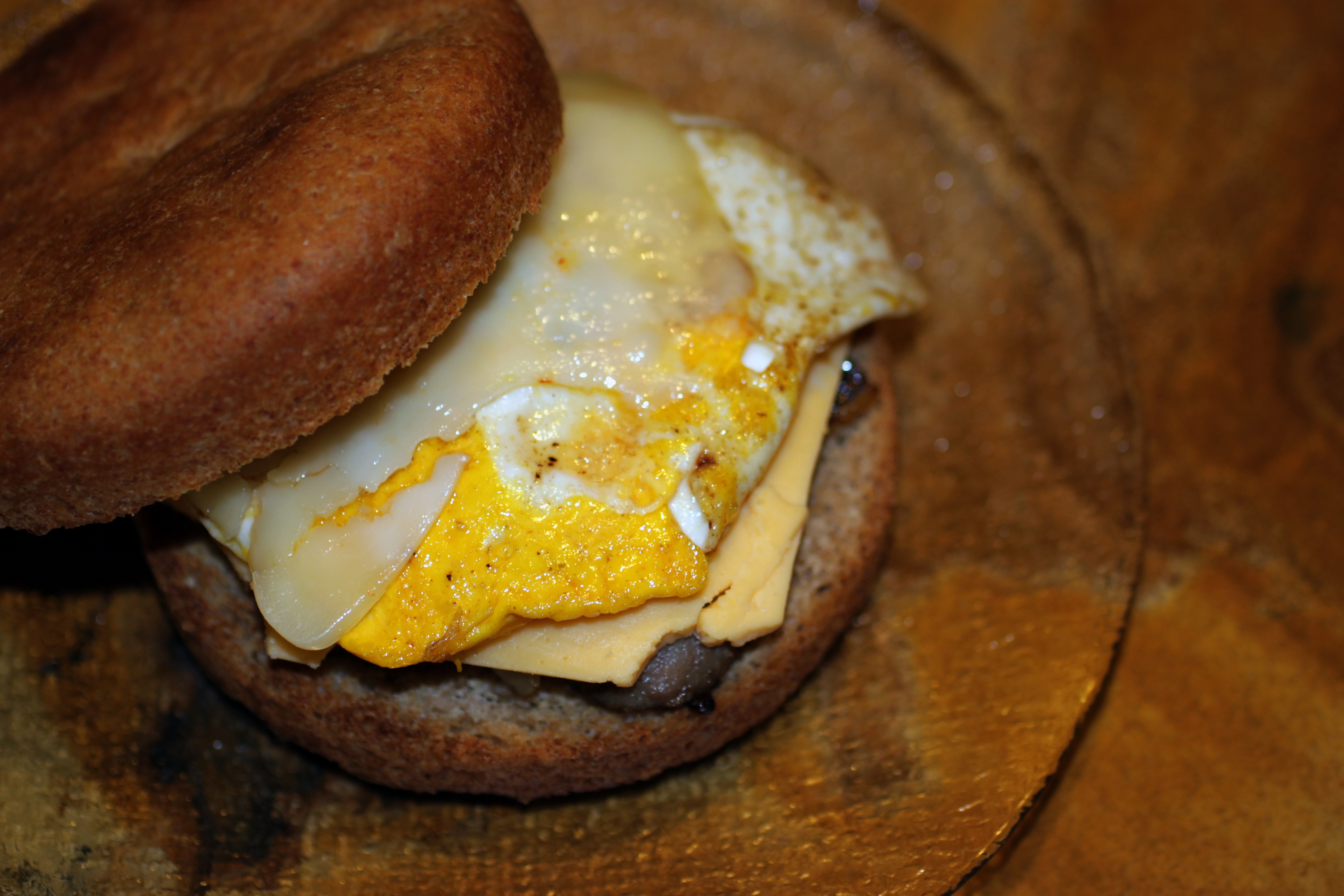 egg cheese burger