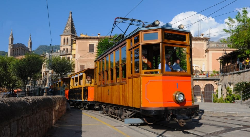 brown and orange tram preview