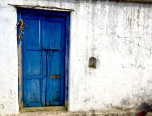 blue wooden door thumbnail