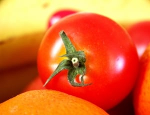 red tomato fruit thumbnail