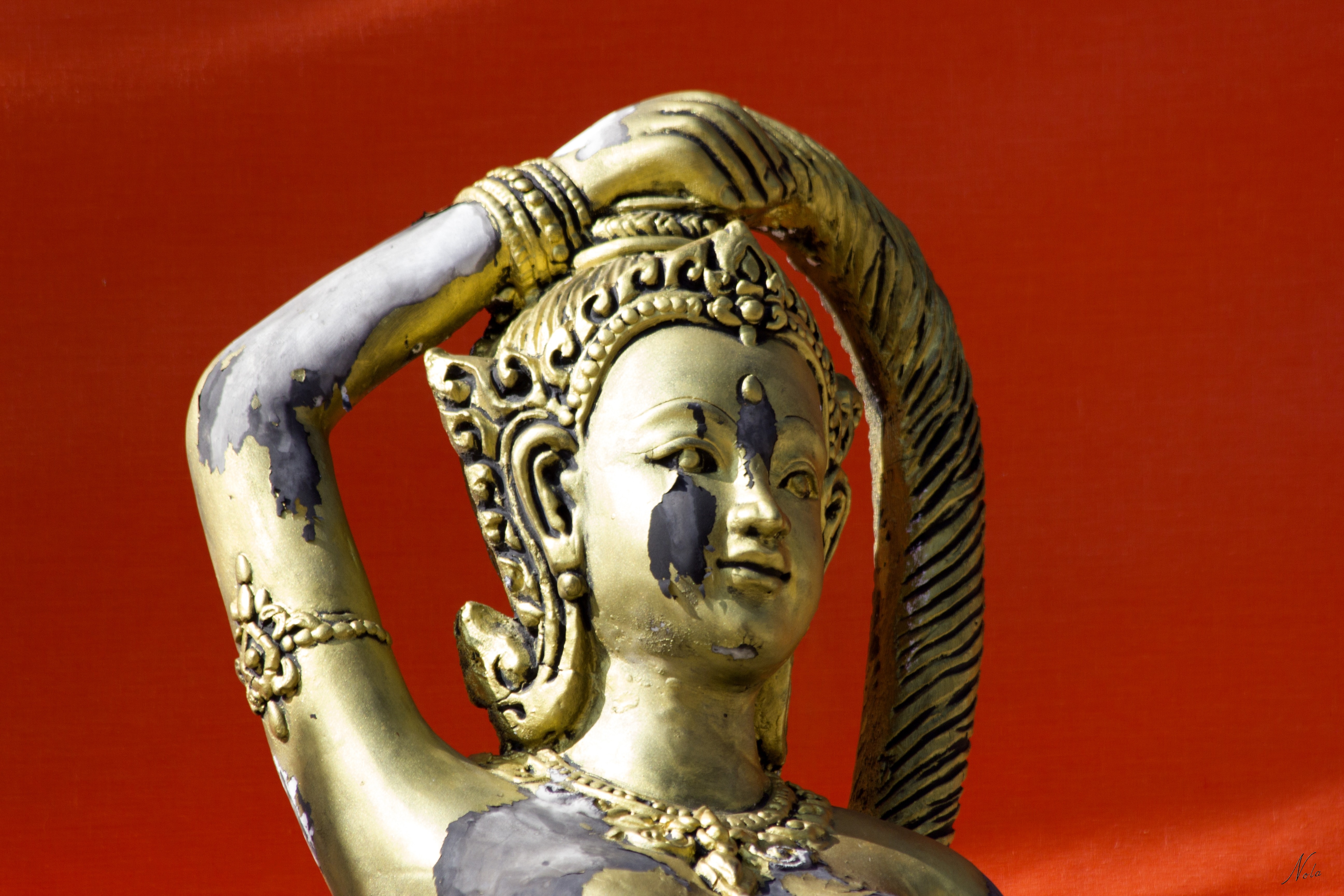 brass buddha figurien