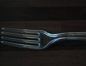 clear plastic fork thumbnail