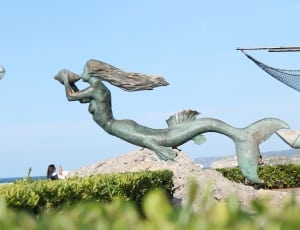 mermaid statue thumbnail