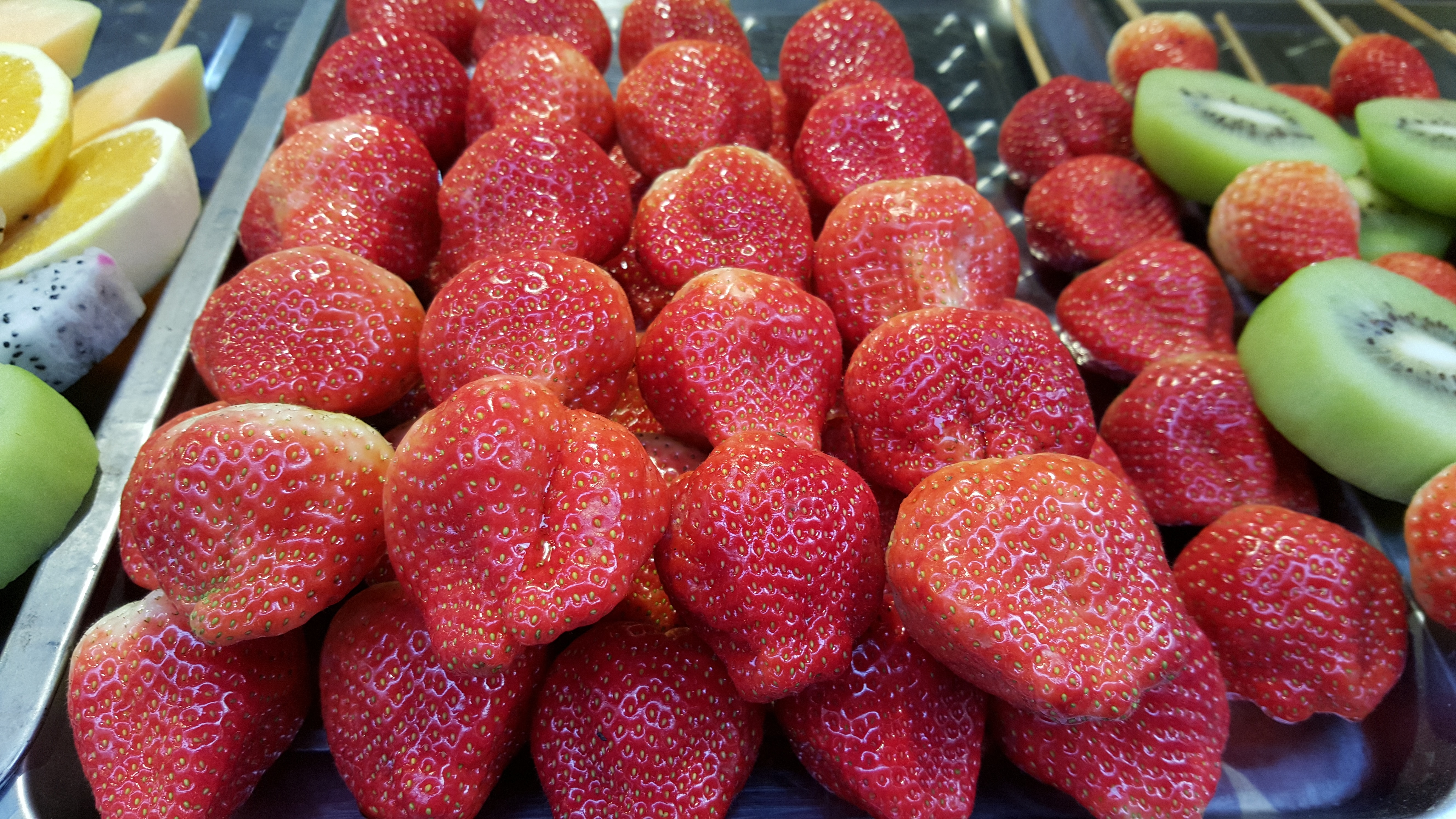 strawberries lot