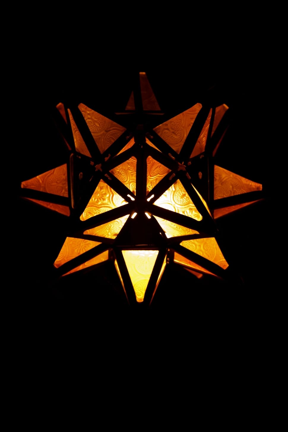 red and yellow star shape lantern preview