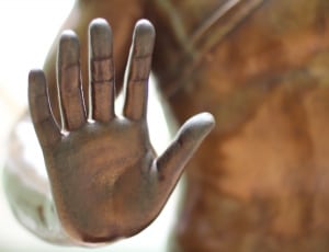 brown statue thumbnail