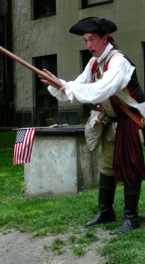 man in old america outfit thumbnail
