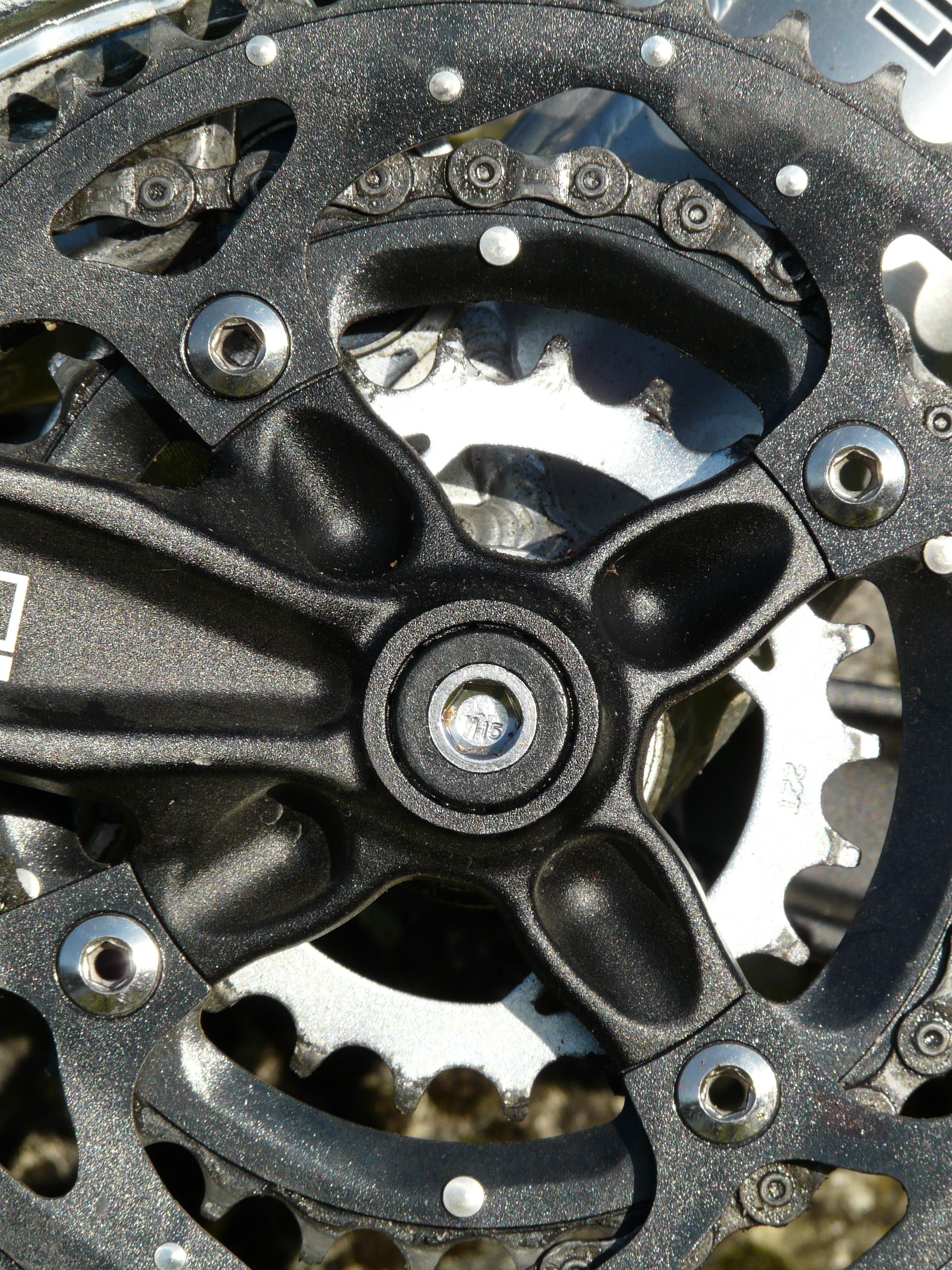 black and grey car wheel