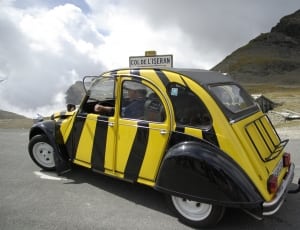 black and yellow pinstripe beetle car thumbnail