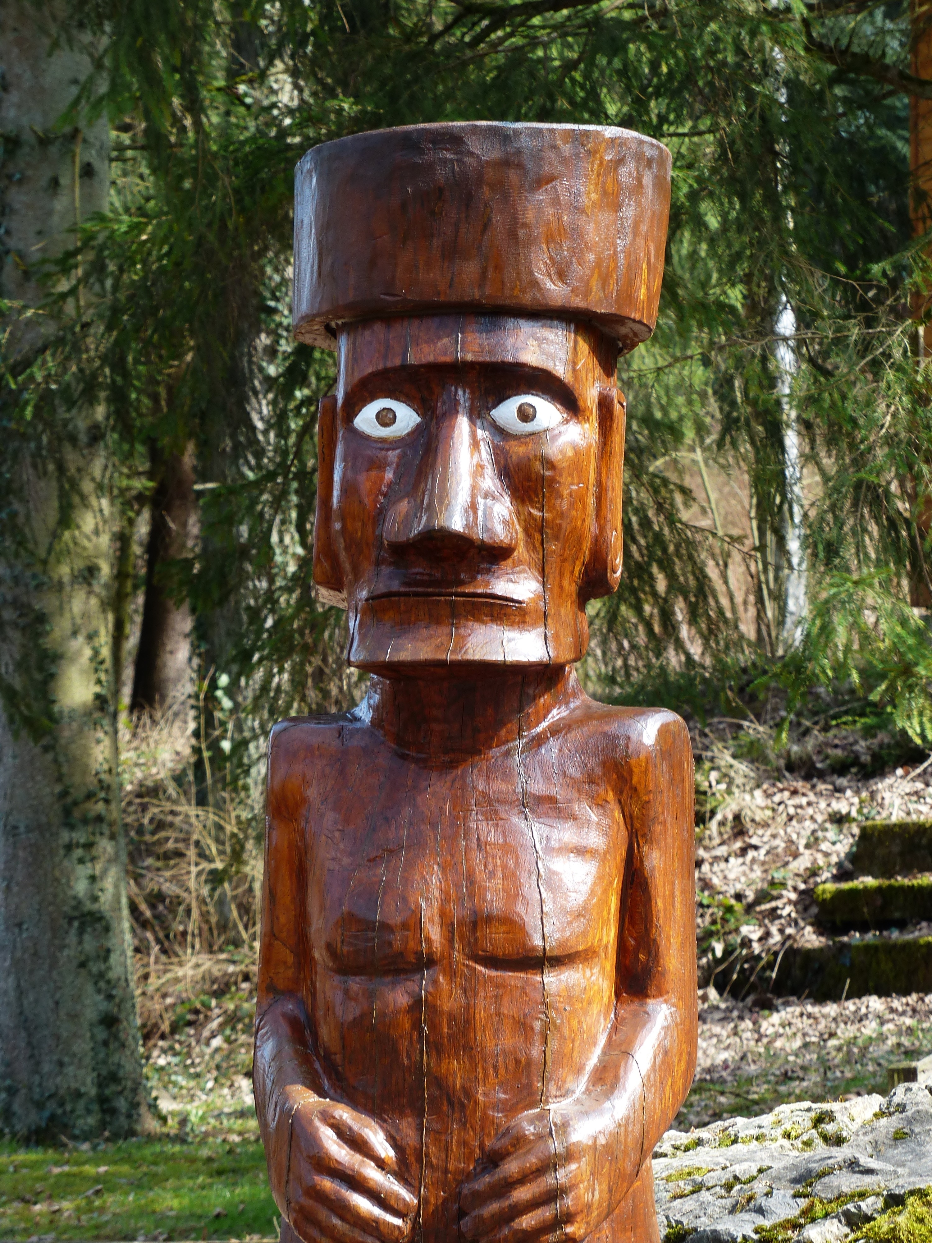 brown wooden sculpture
