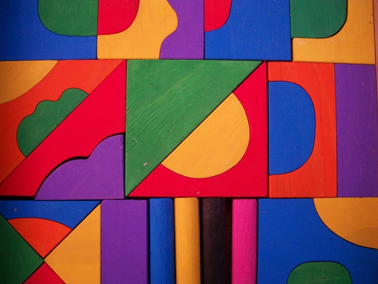 green blue yellow and red wooden block