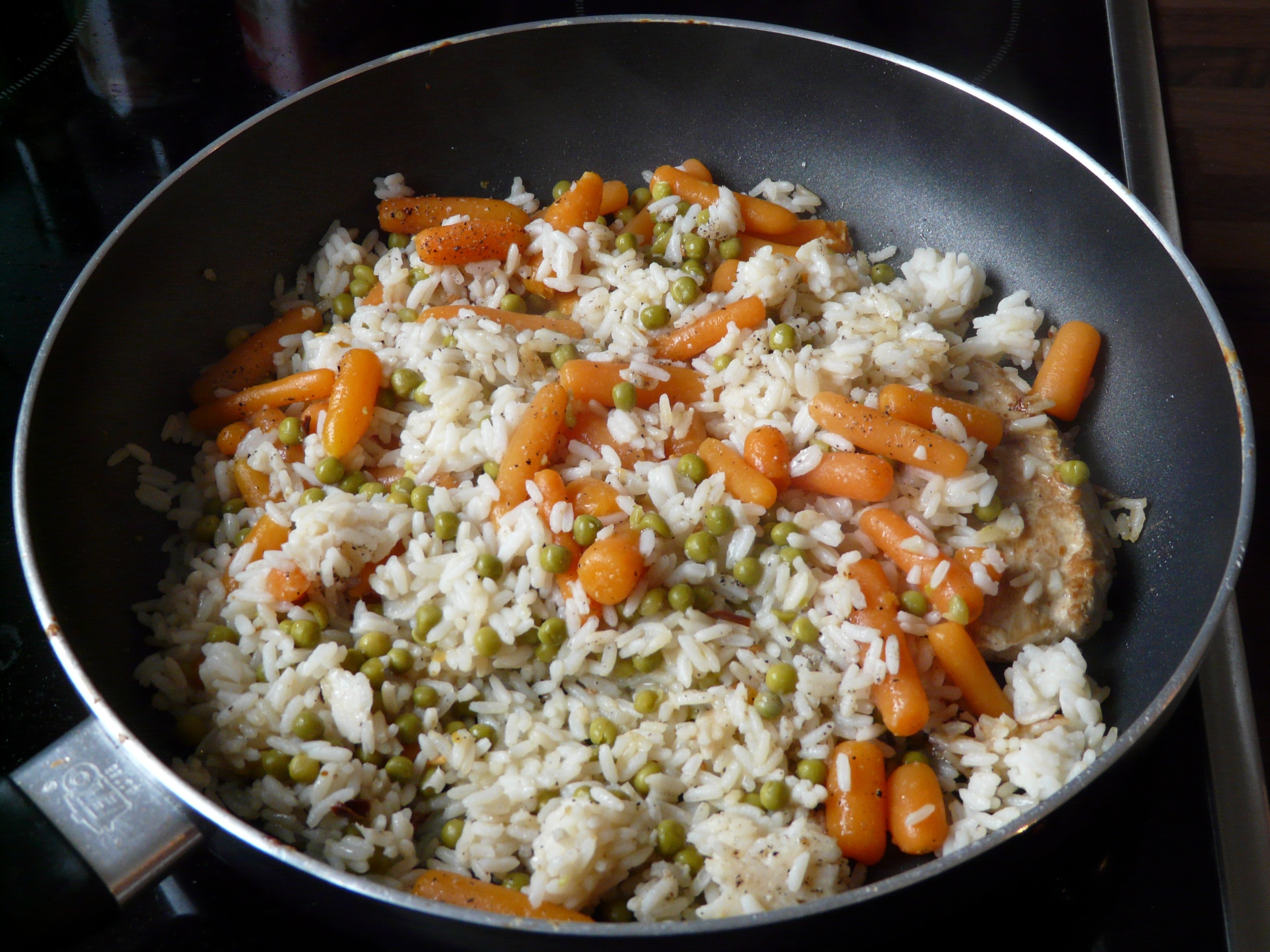 fried rice with peas and beans