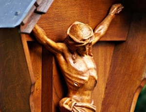 crucifix wooden decor thumbnail