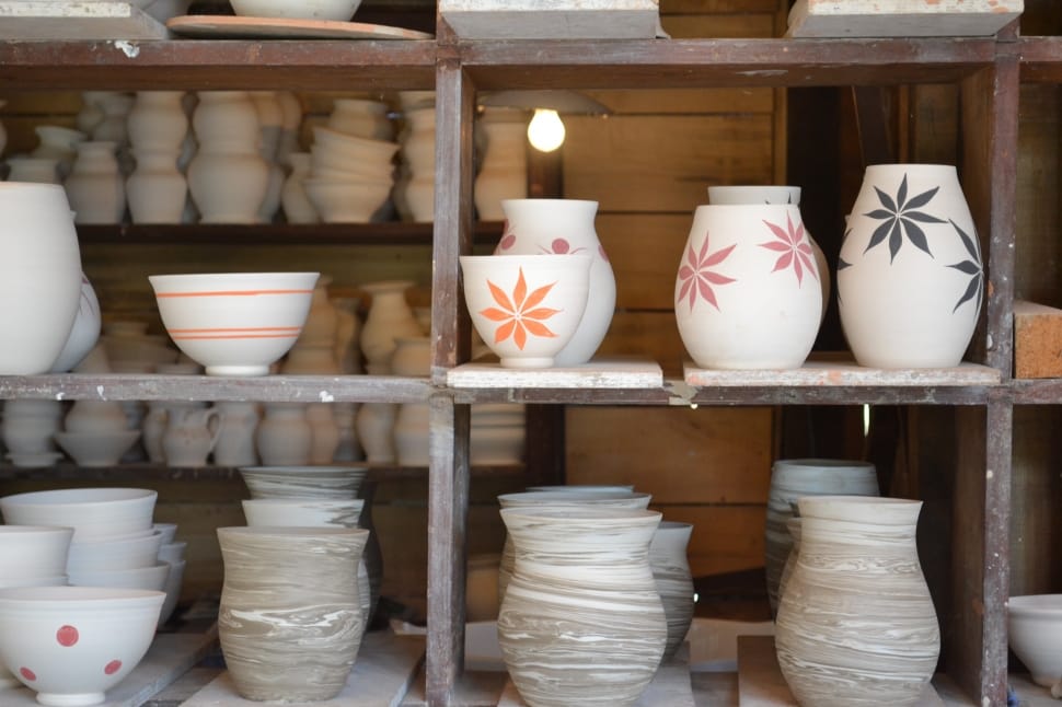 white ceramic vase lot preview