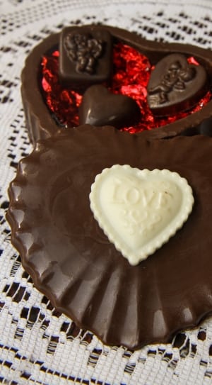 chocolate heart box thumbnail
