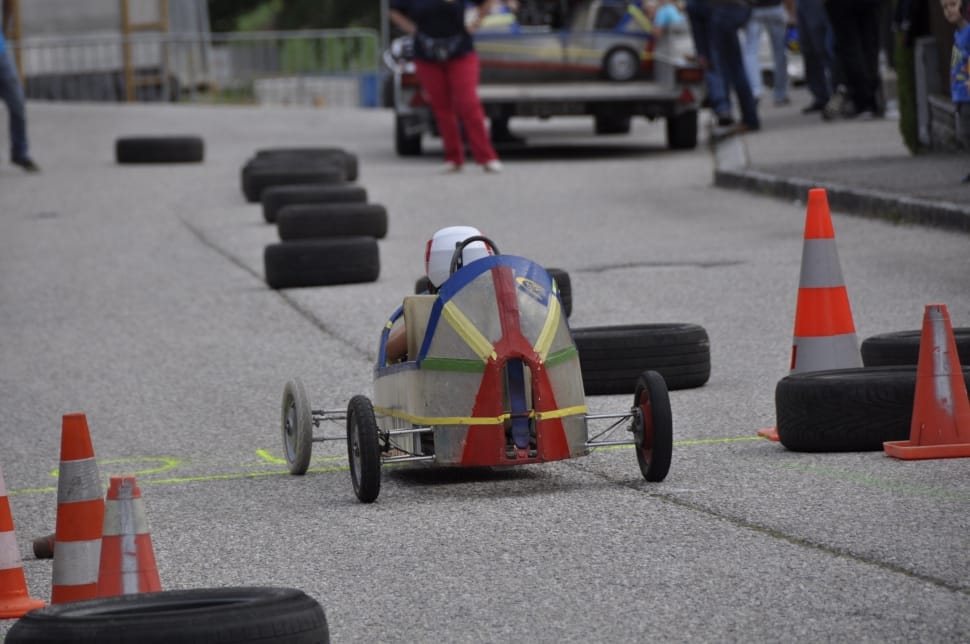 children's red blue and yellow race car preview